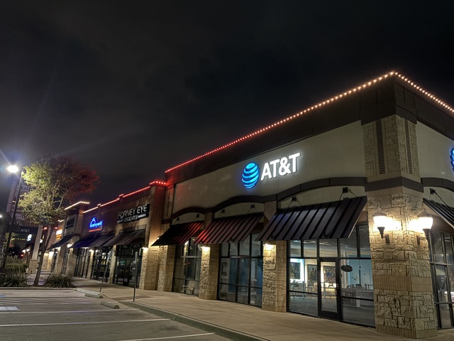 Commercial rooftop lighting in Forney, TX